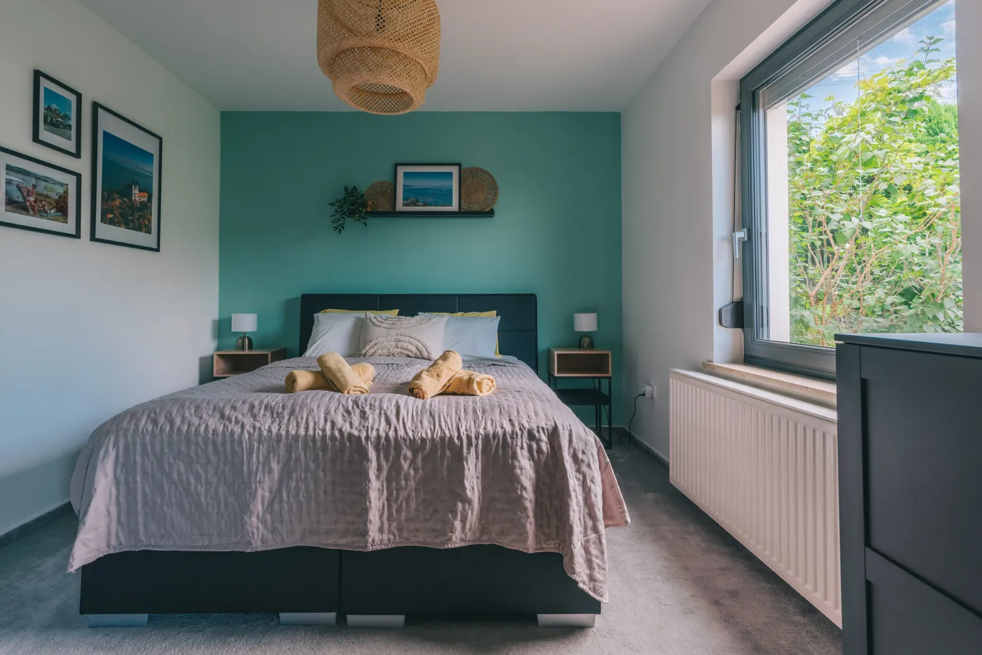 Ground floor room — 2