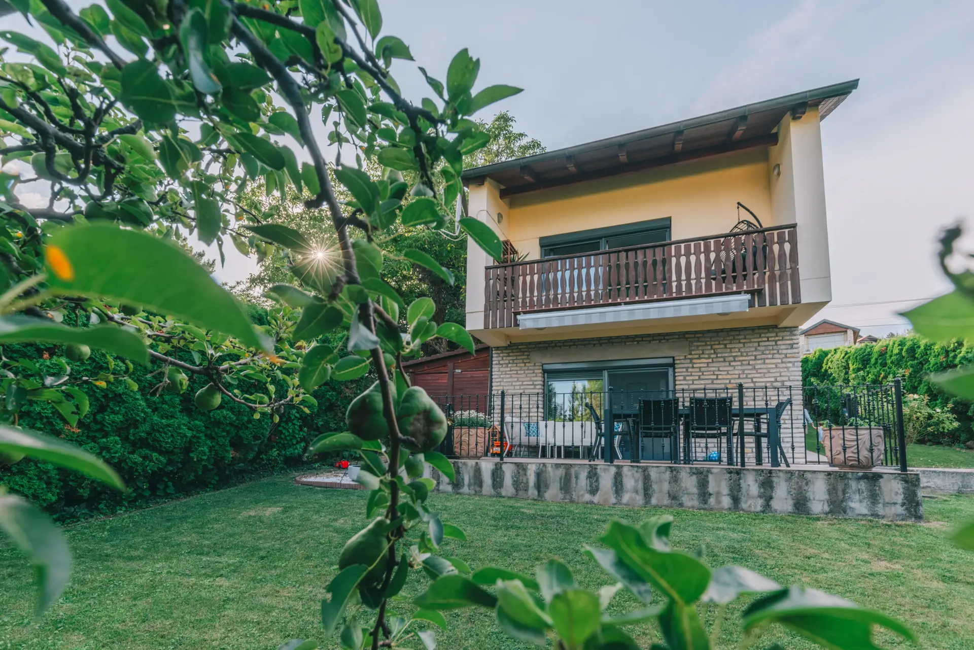 Garden, terrace & balcony — 7