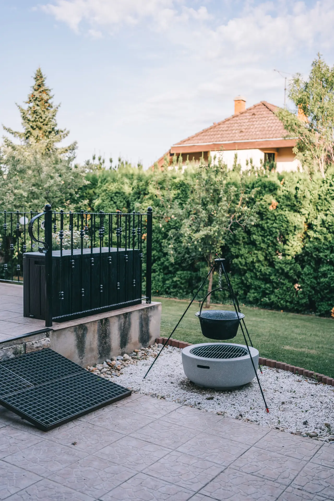 Garden, terrace & balcony — 12