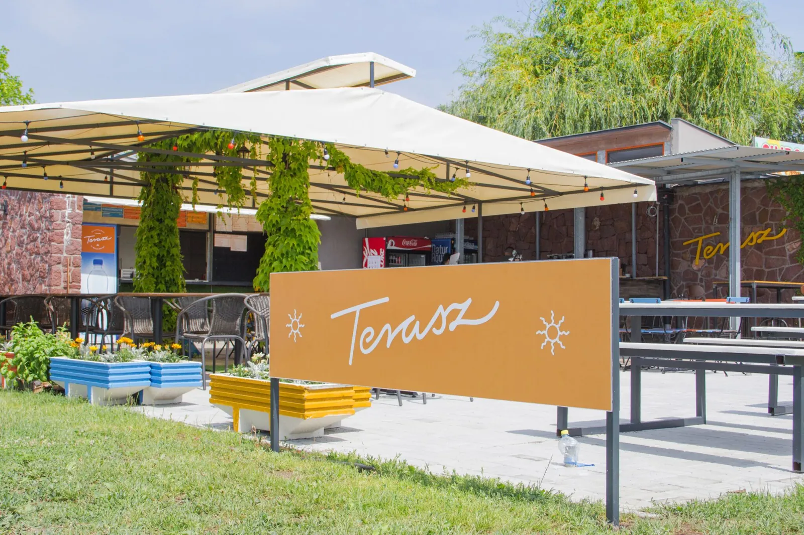 Terasz Bistro & Beach Bar