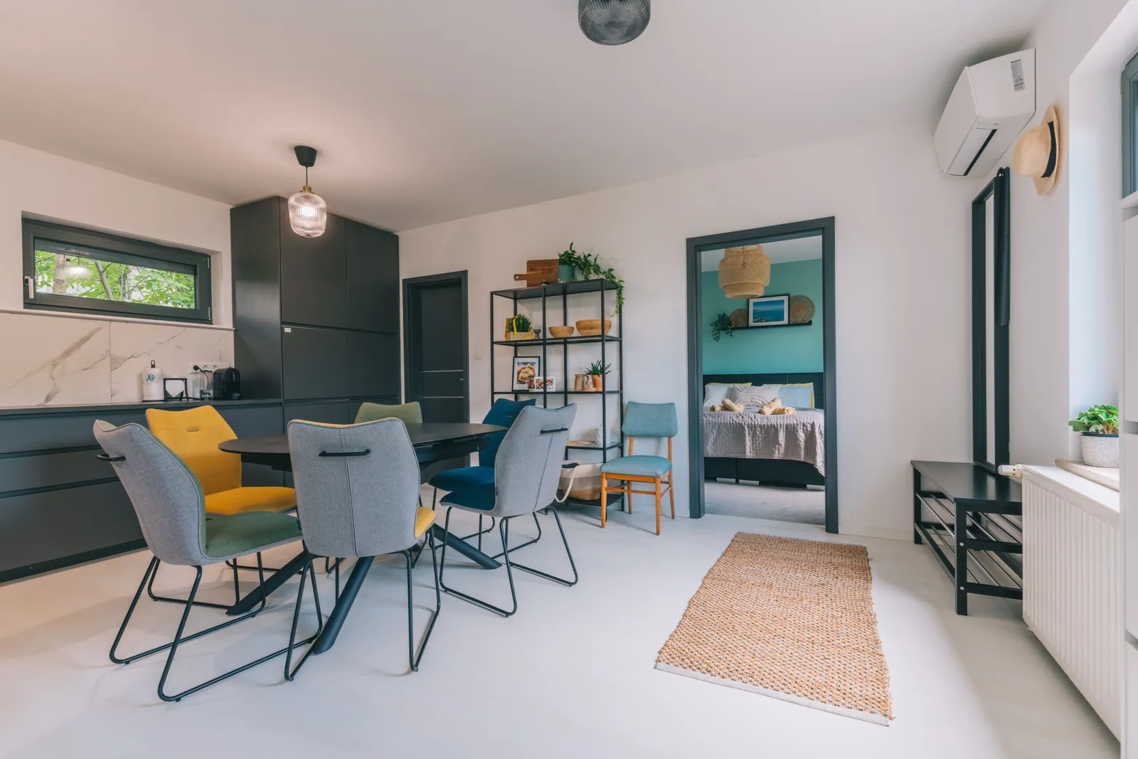 Ground floor room — 8